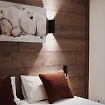 Des Cerisiers - Luxe Et Parking A Le Praz Apartmán *